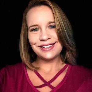 Meet your Posher, Leonna